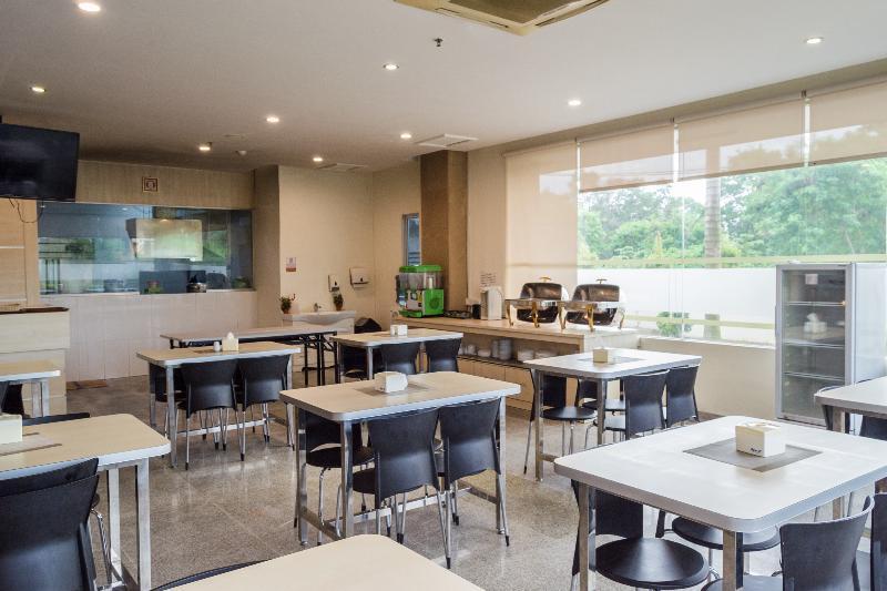 Aviari Hotel Batam Екстериор снимка