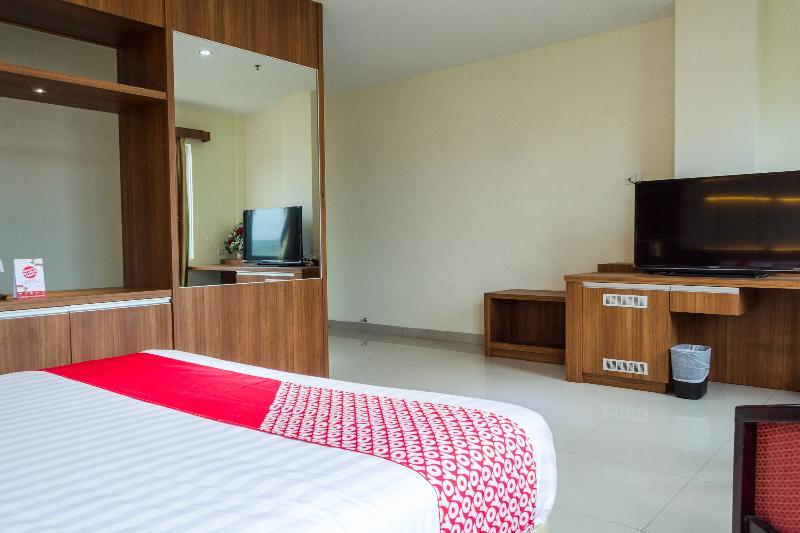 Aviari Hotel Batam Екстериор снимка
