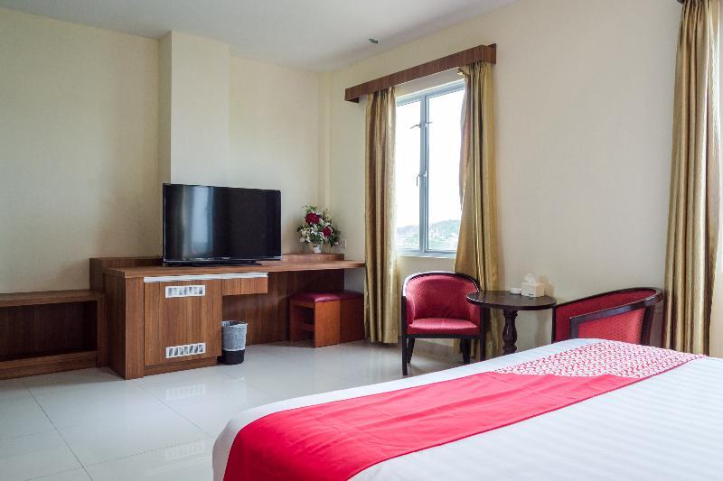 Aviari Hotel Batam Екстериор снимка